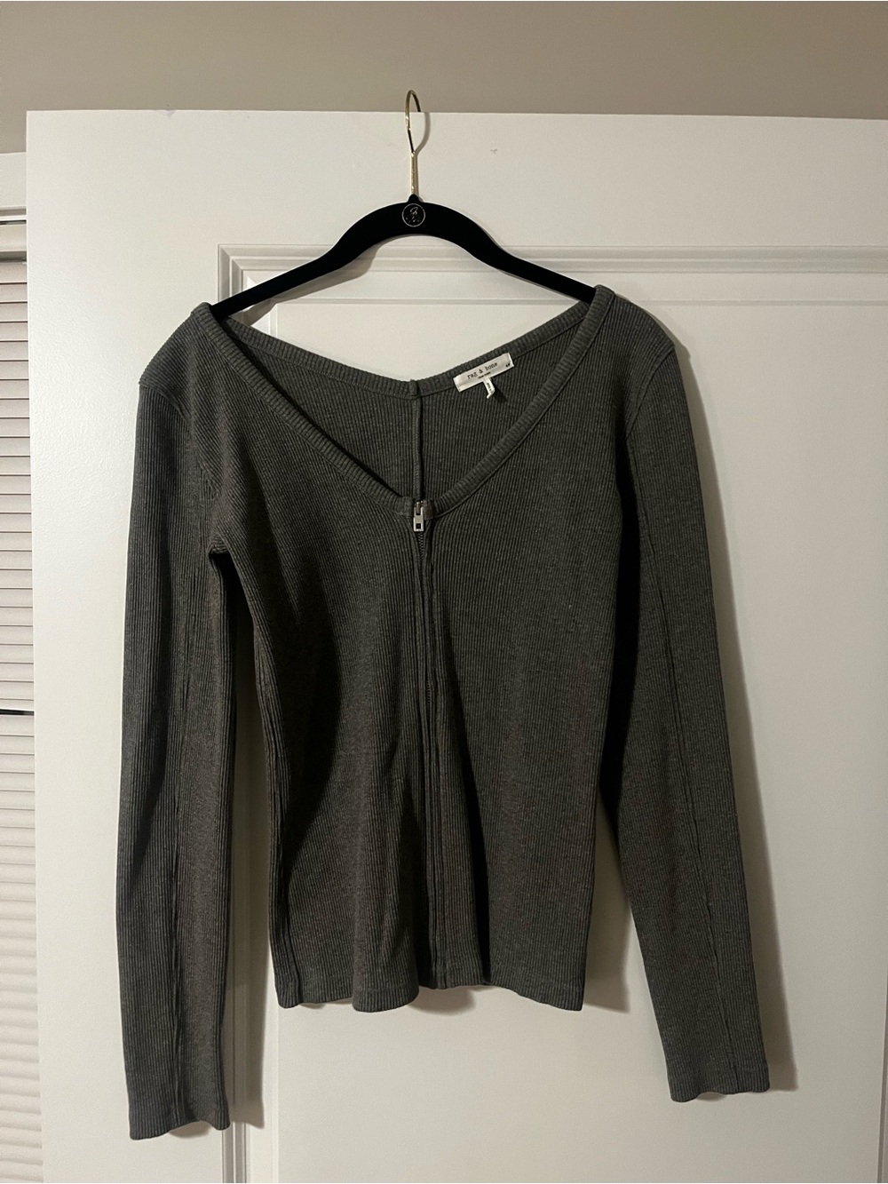 rag & bone Gray Zip-Front V-Neck Ribbed Sweater
